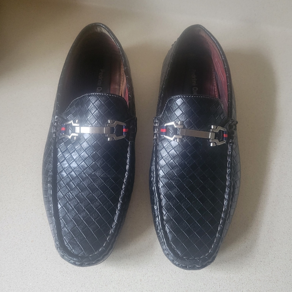 Shoe